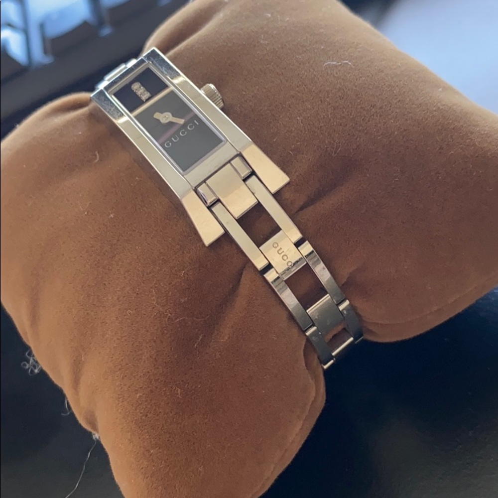 Gucci Watch - Picture 2 of 6